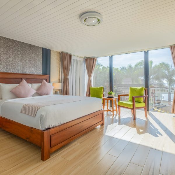 Lakeview2 ROOM 3